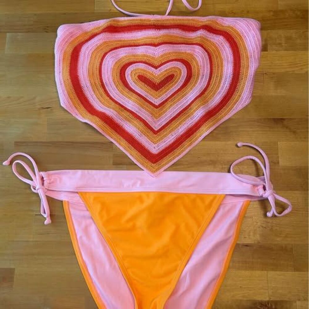 Women’s Crochet Heart Bikini Set No Boundaries Size XL 16-18